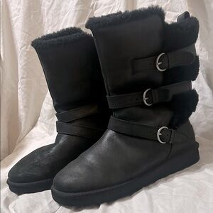 New Black Triple Buckle Shearling Ugg Boots